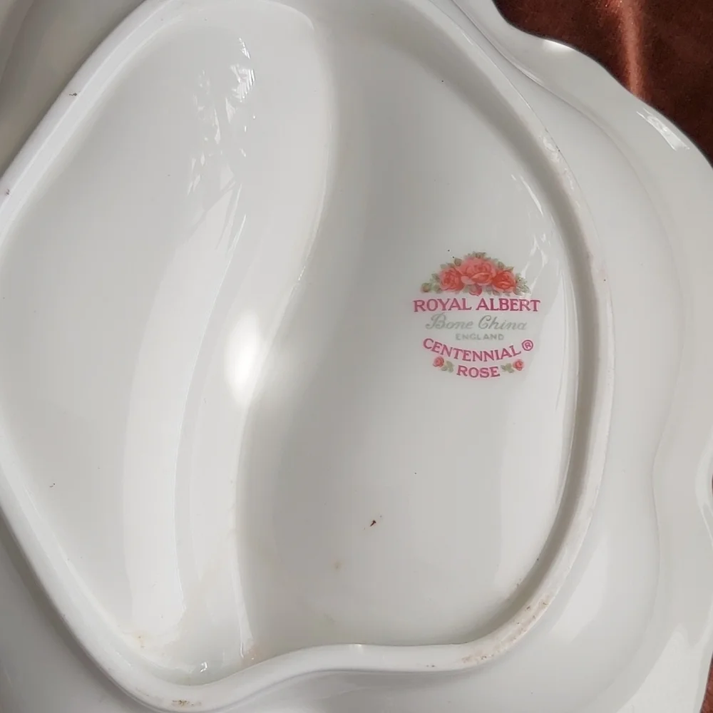 Royal Albert Centennial rose dish - Picture 4 of 5